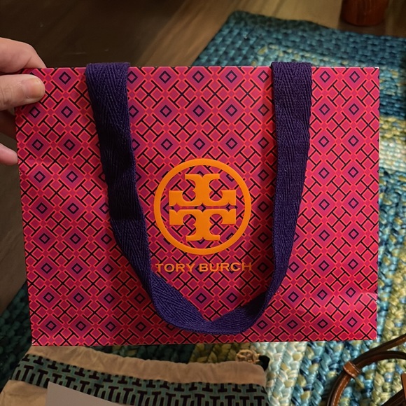 PRICE IS FIRM.Tory Burch Mini Tote. NWT. Never used. - Picture 8 of 9